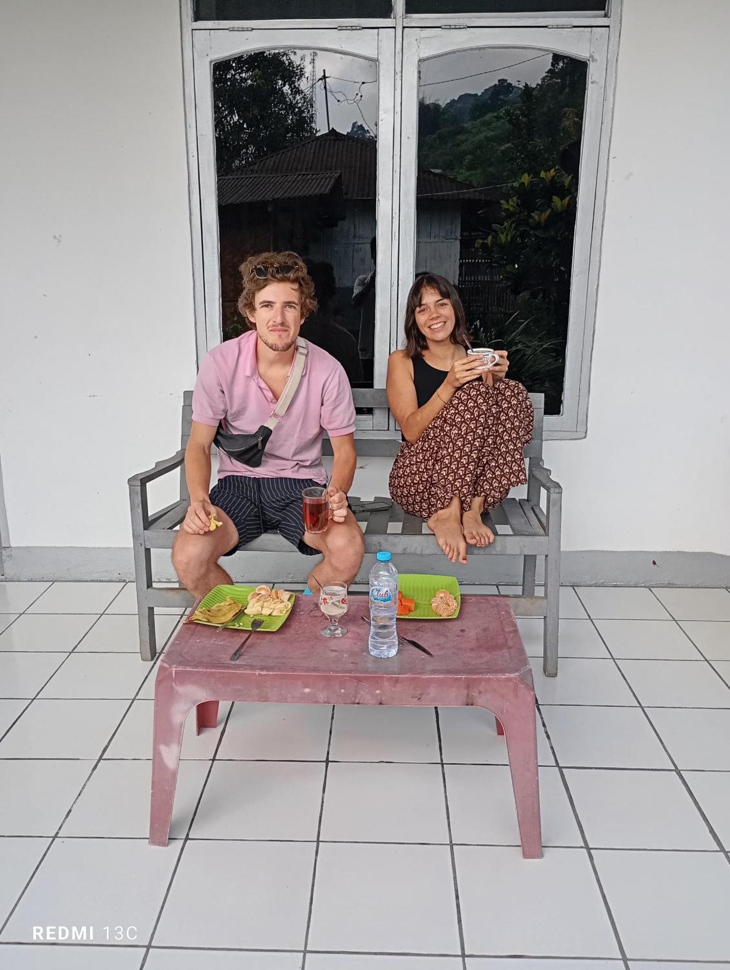 Hidayah Homestay Kelimutu Room photo